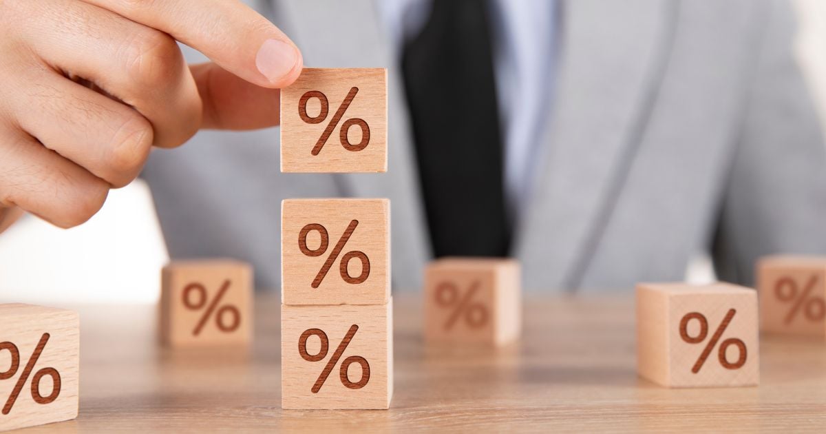 Festzins vs. variabler Zins: Was ist besser für Ihre Immobilie in der Schweiz?